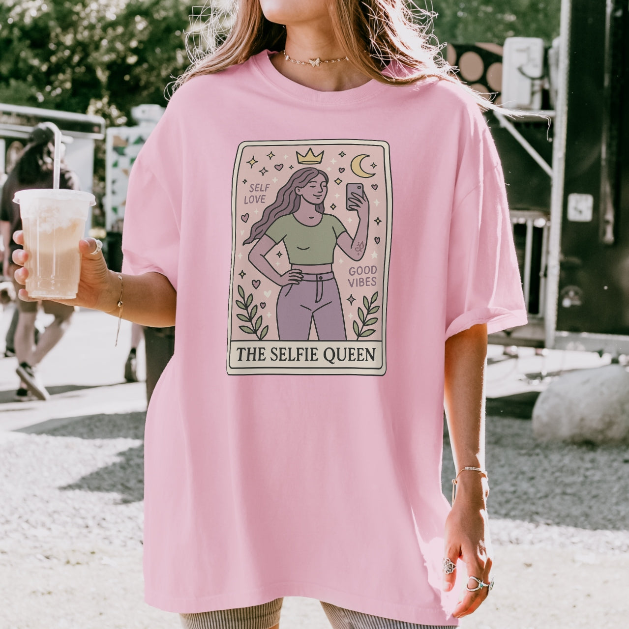 The Selfie Queen Tee